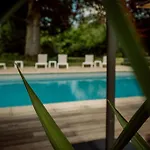 Relais M