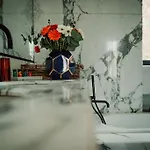 Relais M فندق مبيت وإفطار