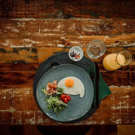 Relais M * Frasnes-lez-Anvaing