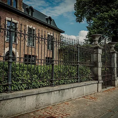 Relais M 3* Frasnes-lez-Anvaing