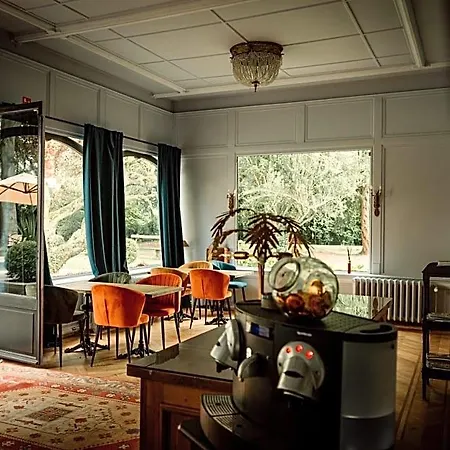 Relais M Bed & Breakfast Frasnes-lez-Anvaing